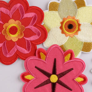 Étiquette brodée à l'ordinateur, patch brodé motif floral original, accessoires vestimentaires, accessoires de bagages DIY, patch auto-adhésif - Product Image 4