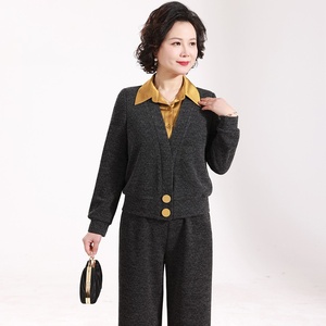 Manteau de finition d'automne élégant 2025 pour les femmes d'âge <span class=keywords><strong>moyen</strong></span> et âgées simple boutonnage avec longue longueur Nouveau design respirant pour le printemps - Product Image 3