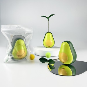 Trendiges Avocado-Trinkgefäß mit lustigem Katzenstab, Futterausgabe-Vorrichtung, ABS-Spielzeug für Haustiere zum Beißen - Product Image 3