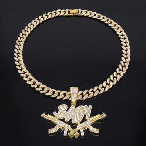 จี้เพชรรูปปืนคู่พร้อมจี้โลหะผสมชุบทองอย่างทันสมัยสำหรับผู้ชายผู้หญิงแนวสตรีทสไตล์ฮิปฮอปแฟชั่น - Product Image 3