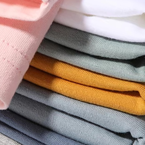 Camisetas Blancas Extra Grandes de Lujo con Logotipo Personalizado, 180 g, 100 % Algodón, para Hombre, Marca de Alta Calidad - Product Image 2