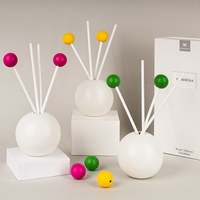 Boîte-cadeau de diffuseur de bouteille en céramique d'arome en gros de Mescente avec le parfum d'intérieur de diffuseur de roseau d'huile essentielle de nature