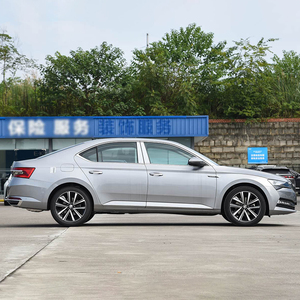 Nuova <span class=keywords><strong>Skoda</strong></span> Superb 2025 Modello TSI280 DSG Edizione Premium, 5 Posti, 5 Porte, HATCHBACK Euro VI, R18, Serbatoio Grande da 68,5L - Product Image 4