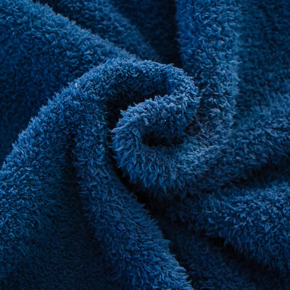 קטיפה פלנל קטיפה כחול לבן פסים שמיכת צמר פוליאסטר לכסאות מכוסה חוף קינג סייז טבעי שמנמן ביג קווין