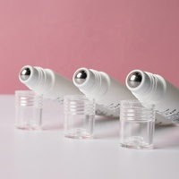 Tube d'applicateur de Massage en métal Tube vide d'emballage de crème pour les yeux cosmétique avec tête d'applicateur de boule en acier