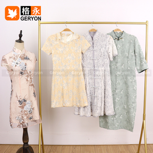Geryon Vintage venta al por mayor Cheongsam Qipao Pakaian Bekas vestido largo chino mezclado a granel ropa <span class=keywords><strong>usada</strong></span> Chipao para mujeres pacas - Product Image 1