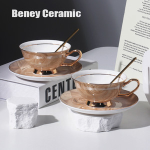 Set di Tazze e Piattini da Caffè in Stile Nordico, 18 Pezzi, Porcellana Bone China di Alta Qualità, Set da Tè Inglese per il Pomeriggio - Product Image 2