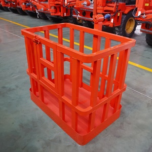Plataforma de Trabajo Aérea Telescópica Montada en Tractor con Pluma Hidráulica Plegable para Mantenimiento Municipal y Operaciones de Servicios Públicos - Product Image 3