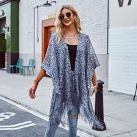 Poncho de Playa Metálico Anti-UV Ecológico para Mujer, Estilo Sarong con Flecos, Cuello en V, 1 Pieza