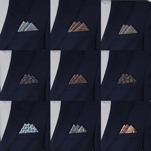 جديد الأوروبي الأمريكية الكبيرة الكاجو زهرة المطبوعة الرجال بدلة الغزل جيب مربع البوليستر الموضة منديل في المخزون - Product Image 2