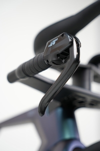 จักรยาน J AIR TT-VEGA Aero Streamlined โครงคาร์บอนแบบอินทิเกรต 700C ดิสก์เบรก พร้อมล้อปิด TT-VEGA คาร์บอนไฟเบอร์ TT-VEGA - Product Image 3