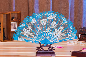 Éventails pliants noirs élégants pour mariage, en dentelle espagnole, prix de gros - Product Image 4