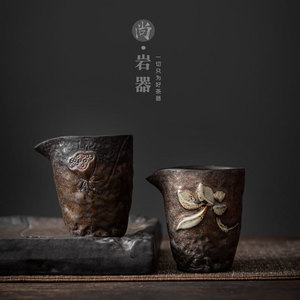Taza de té de cerámica dorada hecha a mano con forma de vaina de loto, estilo tradicional chino para servir té, cerámica del condado de Dehua - Product Image 1