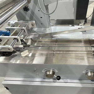 Macchina avvolgitrice a flusso orizzontale automatica ad alta velocità cracker di zucchero di riso tagliatelle biscotti-pellicola di plastica confezionatrice - Product Image 3