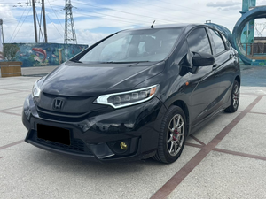 Voiture d'occasion Honda Fit 2014 noire en bon état - Salon automobile - Product Image 2