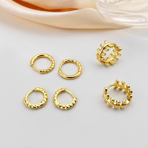 Pendientes de Aro Huggie Lisos con Forma de Media Espiral Chapados en Oro de 18K para Mujer, Gran Venta 2026 - Product Image 3