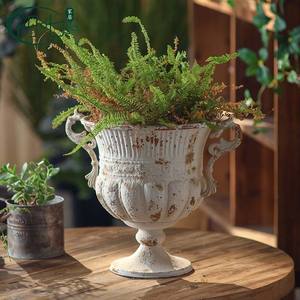 Maceta Yan Yujia de Estilo Francés, con Acabado Desgastado, en Forma de Trofeo, para Jardín Exterior, Decoración Rústica - Product Image 1