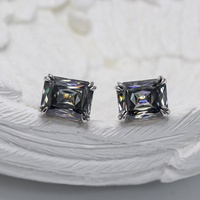 Boucles d'oreilles en moissanite en argent personnalisées 7x9mm 3ct couleur grise CrissCut Emerald Mossanite Diamond Earrings