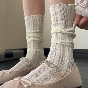 Chaussettes fines d'été <span class=keywords><strong>en</strong></span> tricot antidérapantes pour femmes, style Mary Jane, chaussettes à effet froissé, style ballet, ajourées, mi-mollet - Product Image 1