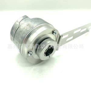 Encodeur industriel incrémental Baumer ITD21H00 02048 T NI S21SG8 F 14 IP54 021 pour équipement d'automatisation - Product Image 4