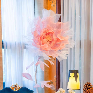 J1037 Fleurs <span class=keywords><strong>de</strong></span> pivoines géantes en organza faites à la main pour la <span class=keywords><strong>décoration</strong></span> <span class=keywords><strong>de</strong></span> toile <span class=keywords><strong>de</strong></span> fond <span class=keywords><strong>de</strong></span> <span class=keywords><strong>mariage</strong></span> - Product Image 3