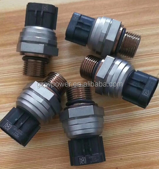 4703324 4436271 Oil Pressure Sensor for Hitachi Excavators