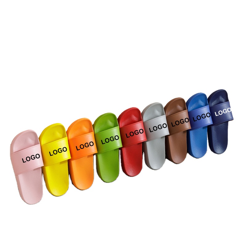 Оптовая продажа; Сезон лето; Большие размеры; OEM; Домашние черные шлепанцы; Обувь; Сандалии из пвх; Тапочки с логотипом на заказ; Мужские сандалии без задника