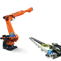 Bras robotique de classe haute performance à 6 axes, KUKA KR 210 R3100-2, avec kit de préparation et rail linéaire, pince Schunk