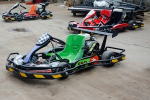 Go Karts de Carreras Todoterreno para Parques de Atracciones, Diseño Eléctrico y de Gasolina, Go Karts en Venta - Product Image 5