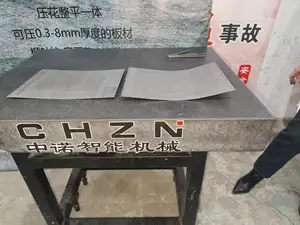 Máquina de prensa de aplanamiento de chapa Máquina de nivelación de alta precisión CNC de gama alta