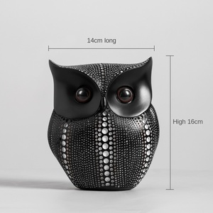 Ornamento nordico creativo in resina <span class=keywords><strong>gufo</strong></span> con motivo scultura morbida decorazione per la casa soggiorno TV ingresso Desktop applicazione cani - Product Image 6