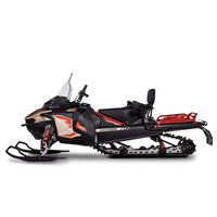 Odes AlpineCross 1000 Pro Moto de neige 1000 cm³ Moteur 4 temps 1000 cm³ 4 cylindres Puissance 1000W Matériaux en acier Capacité de montée 30°