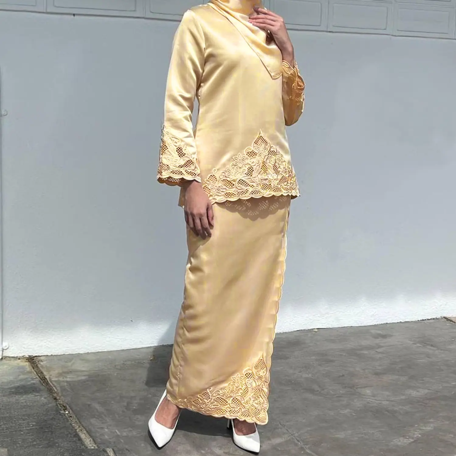 Ramadan มุสลิมชุดผู้หญิงแฟชั่นซาตินแขนยาวเสื้อกระโปรงเสื้อเย็บปักถักร้อย Baju Kurung วินเทจสบายๆชุด