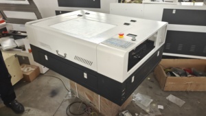 Machine de gravure laser de bureau 4060 Ruida pour granit et marbre S & A CW3000 Chiller Leadshine 57 Module de rail coulissant intérieur de moteur - Product Image 6