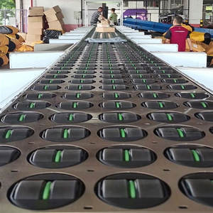 Machine de tri de colis intelligente avec trieuse à roues et capteurs visuels pour la gestion des colis postaux - Product Image 5