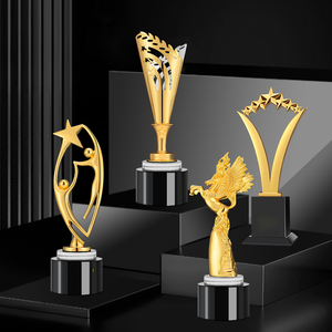 Trophé<span class=keywords><strong>e</strong></span> de cristal exclusif personnel vierge en métal personnalisé de haute qualité Prix de l'<span class=keywords><strong>acteur</strong></span> de mode - Product Image 2
