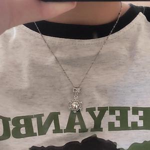 Conjunto de Collar con Colgante de Estrella de Diamantes Completos de Plata de Ley S925 con Pendientes, Cadena Brillante para Clavícula, Joyería Fina de Lujo para Mujer - Product Image 2