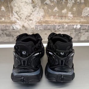 Chaussures robustes en maille noire haut de gamme, style streetwear de luxe, chaussures décontractées respirantes et amorties pour le quotidien - Product Image 2