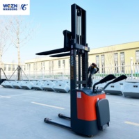 Gerbeur entièrement électrique homologué CE, capacité 2 tonnes, fonction de levage double, hauteur de levage 3,5 m pour l'empilage de palettes à double niveau