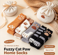 Chaussettes douces et épaisses en forme de patte de chat pour femmes et hommes, chaussettes d'intérieur pour l'hiver, vente en gros
