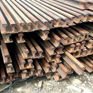 Déchets de fer ferroviaire, sections de rail en acier, barres d'armature, poutres d'Ankara, 50 kg, pour la construction et le recyclage - Product Image 1