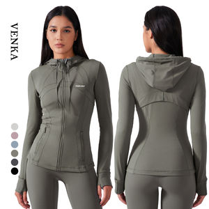 Veste de sport à capuche zippée intégrale pour <span class=keywords><strong>femme</strong></span>, coupe ajustée, avec poche, personnalisable avec logo, idéale pour le yoga et les activités de plein air - Product Image 1