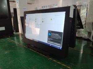 86-inch đầy đủ màu sắc ngoài trời IP65 Poster kỹ thuật số không thấm nước với 2000 nits độ sáng cao cho quảng cáo ngoài trời và sử dụng bán lẻ - Product Image 2