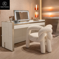 Lit double de luxe en cuir blanc, design italien, gain de place, mobilier moderne, grande tête de lit, ensemble de chambre à coucher, lit king size
