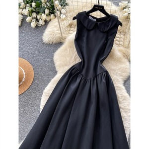 Robe midi en jean pour femme, col en V, taille empire, à bretelles spaghetti, sans manches, coupe trapèze, jupe évasée, infroissable, avec empiècements, élégante - Product Image 3