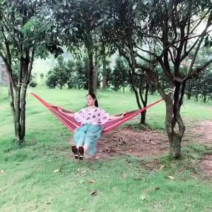 Hamaca de Lona para Exteriores, Capacidad de Carga de 100 kg, Diseño Tropical Resistente para Camping y Playa - Product Image 3