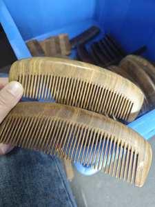 Di alta qualità verde sandalo tipo Laser pettine per uso domestico su capelli e barba cura <span class=keywords><strong>pidocchi</strong></span> e pettine comune - Product Image 5