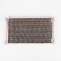 Griffoir vertical classique pour chat avec plateau à gratter en sisal, maison pour chat en bois et planche à gratter, mobilier pour chat d'intérieur