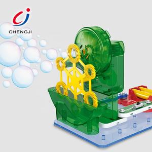 Juguetes infantiles en línea Kinderspielzeug burbuja varita, verano interior gran venta Juguetes <span class=keywords><strong>Juegos</strong></span> Ciencia burbuja máquina - Product Image 1