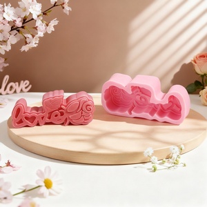 Moule à gâteau en silicone pour la Saint-Valentin, moule à pâtisserie en forme de bougie d'amour, décoration DIY, moule de façonnage UNIMOUCH LFM-216, compatible lave-vaisselle - Product Image 1